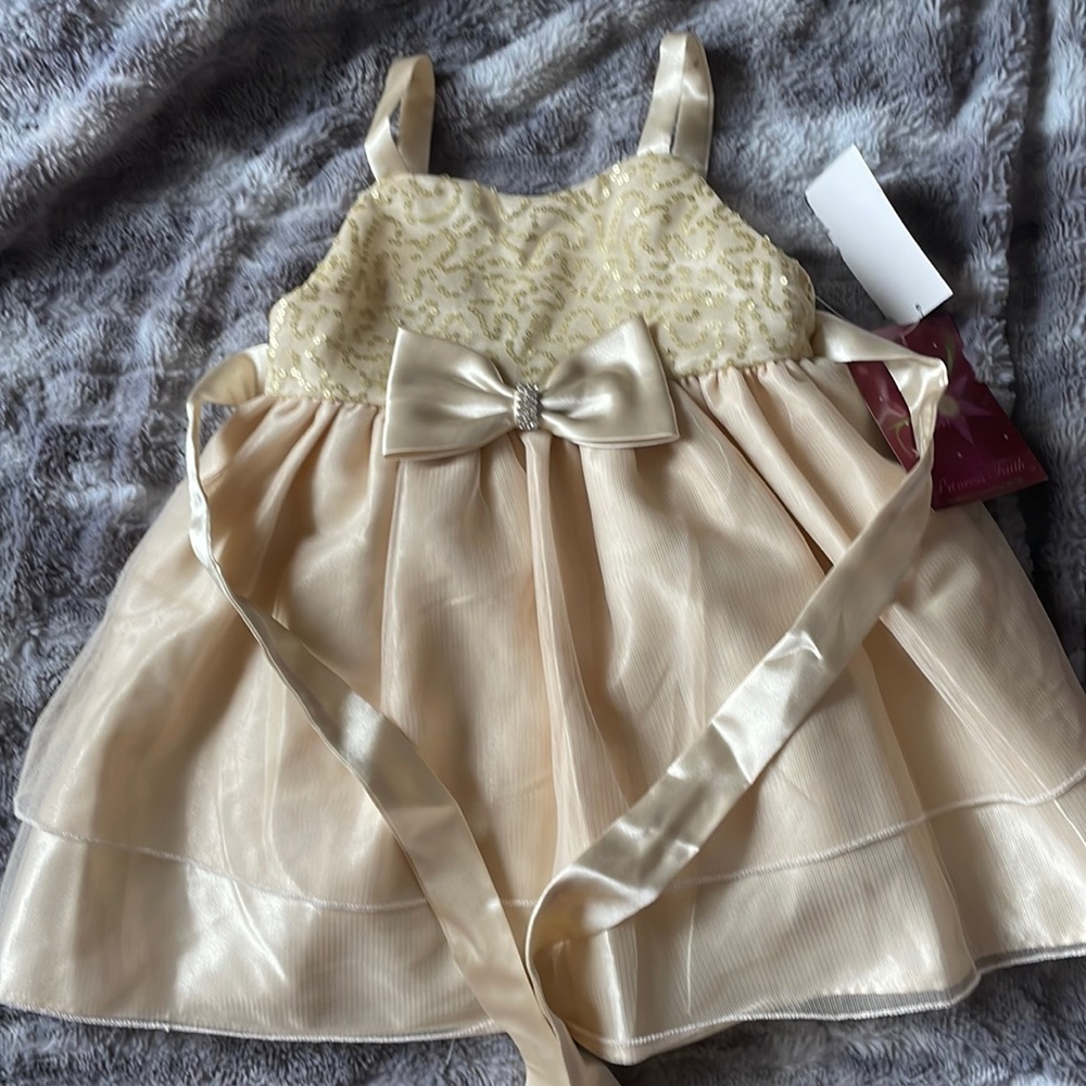 Beautiful gold 18M formal dress
